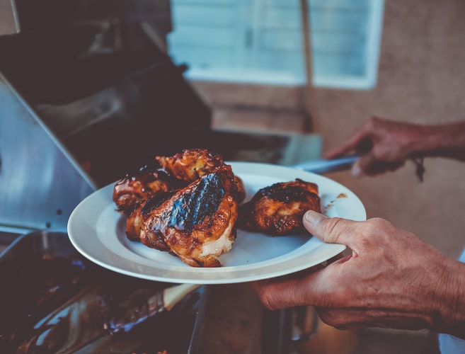 Smoked Chicken White Alabama BBQ Sauce - Villari Foods